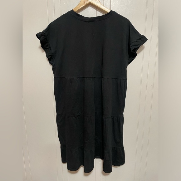 Casual Black tiered dress large - Picture 6 of 6
